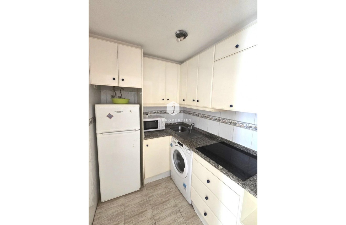 Resale - Apartment / flat -
Torrevieja - Playa de los Locos