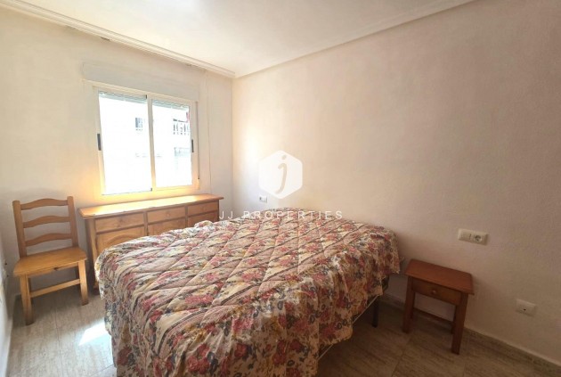 Resale - Apartment / flat -
Torrevieja - Playa de los Locos