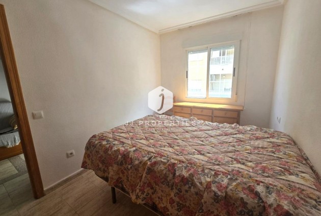 Resale - Apartment / flat -
Torrevieja - Playa de los Locos