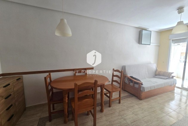 Resale - Apartment / flat -
Torrevieja - Playa de los Locos