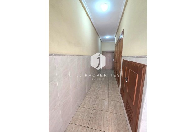 Resale - Apartment / flat -
Torrevieja - Playa de los Locos