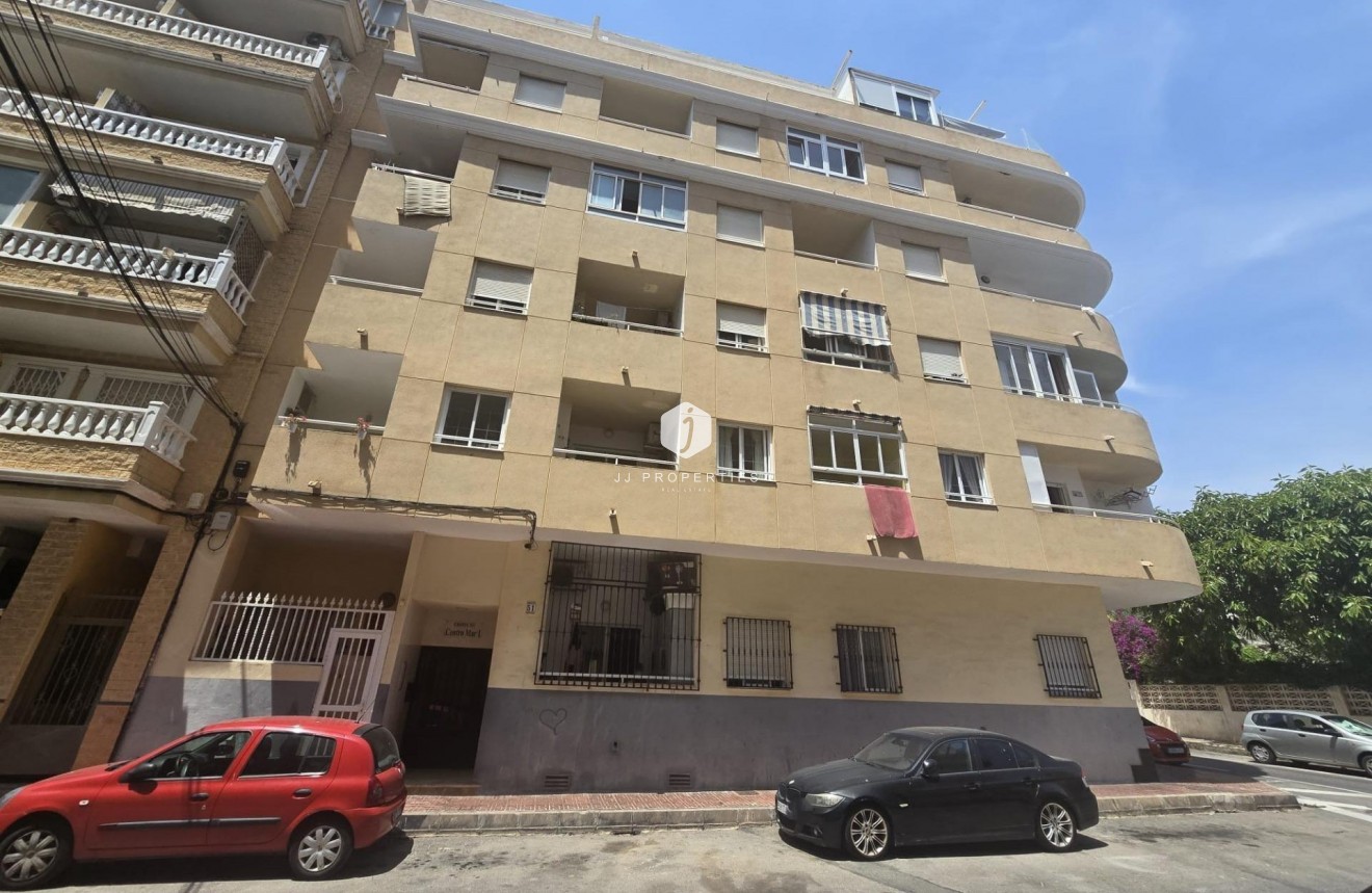 Resale - Apartment / flat -
Torrevieja - Playa de los Locos