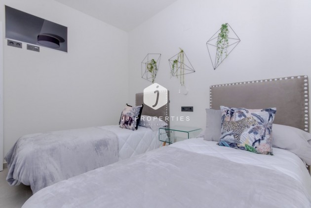 New Build - Bungalow -
Torrevieja - Los Balcones