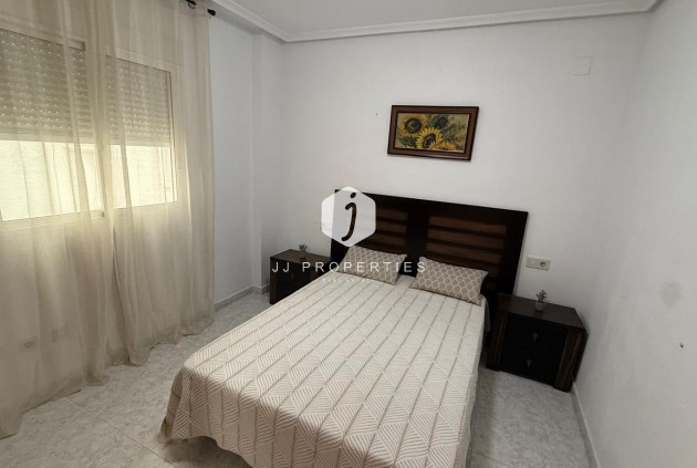 Resale - Apartment / flat -
Torrevieja - Playa de los Locos