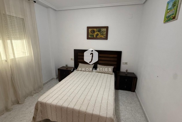 Resale - Apartment / flat -
Torrevieja - Playa de los Locos