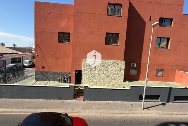 Resale - Apartment / flat -
Torrevieja - Playa de los Locos