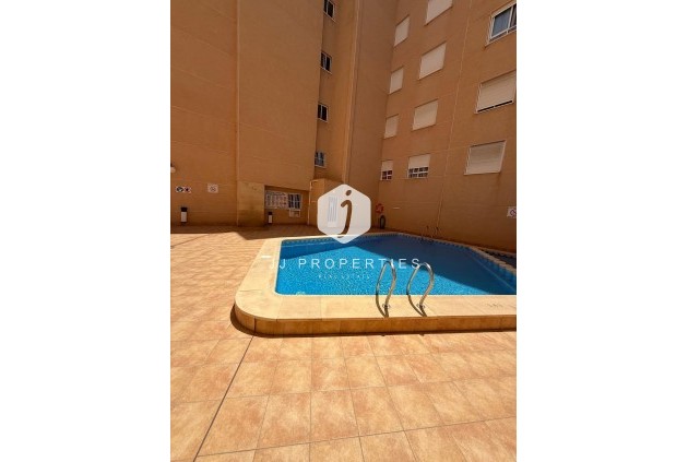 Resale - Apartment / flat -
Torrevieja - Playa de los Locos