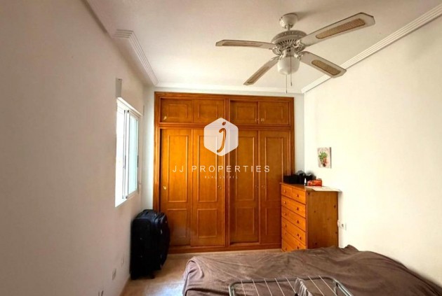 Aus zweiter Hand - Wohnung -
Torrevieja - PARQUE DE LAS NACIONES