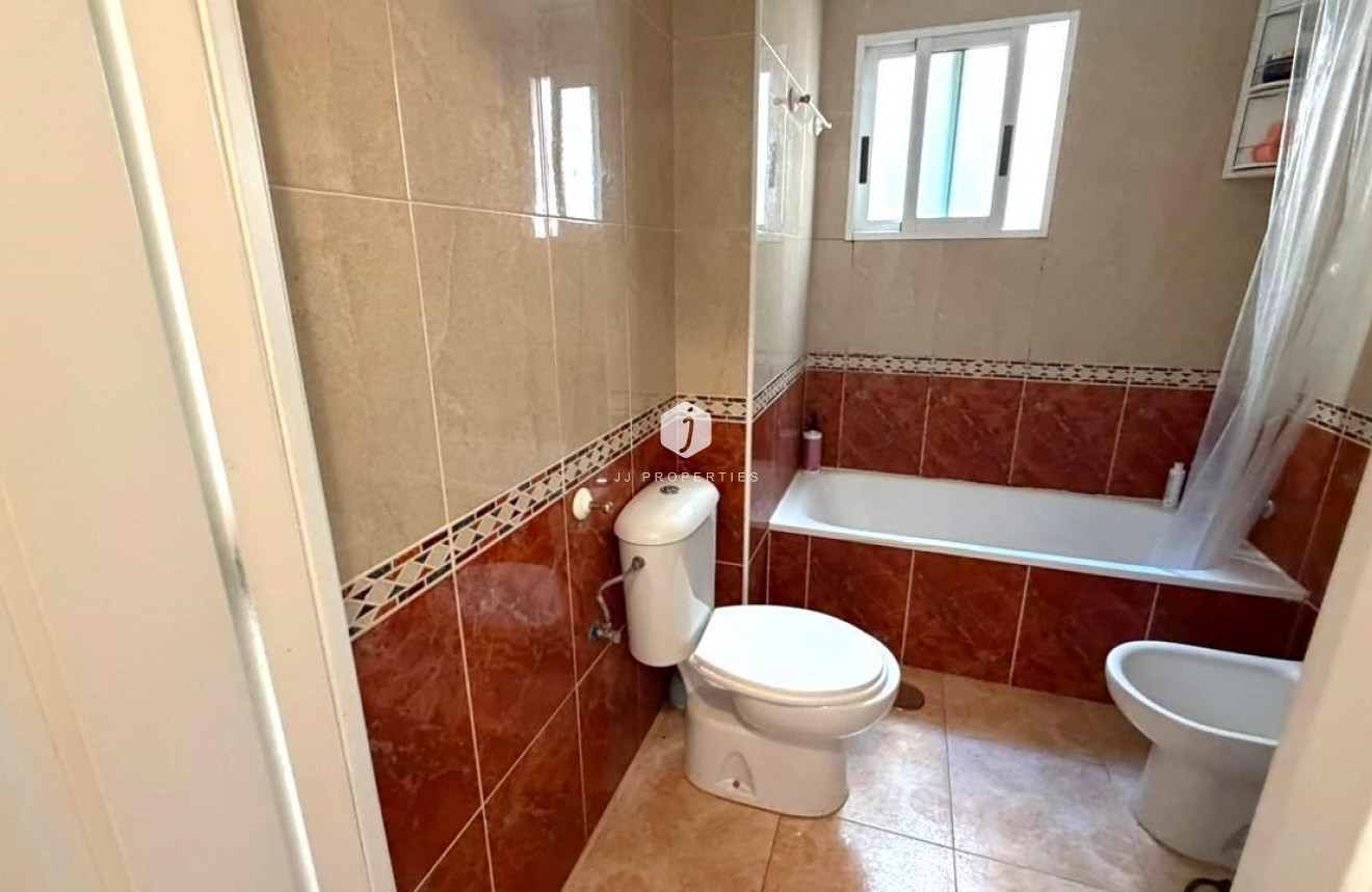 Aus zweiter Hand - Wohnung -
Torrevieja - PARQUE DE LAS NACIONES