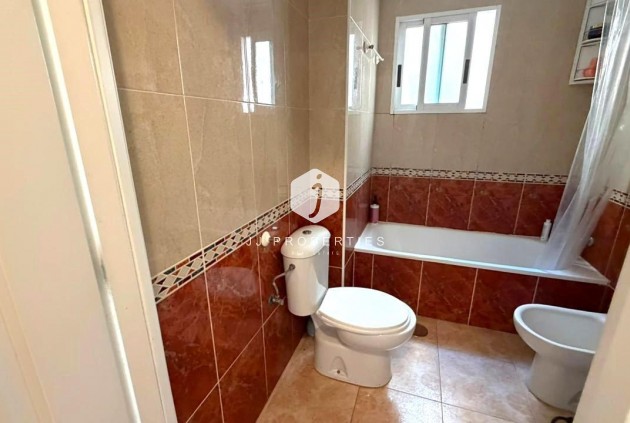 Aus zweiter Hand - Wohnung -
Torrevieja - PARQUE DE LAS NACIONES