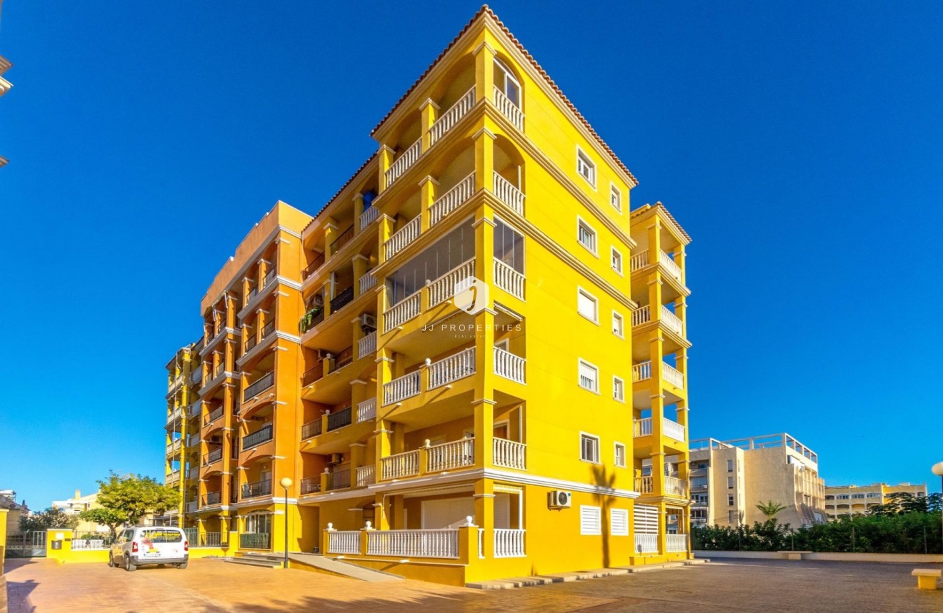 Resale - Penthouse -
Torrevieja - Torreblanca