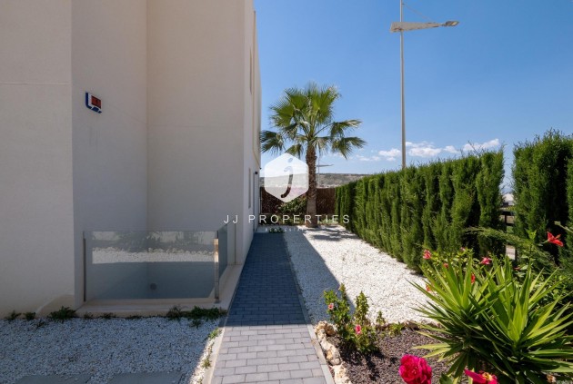 Obra nueva - Villa -
Algorfa - La finca golf