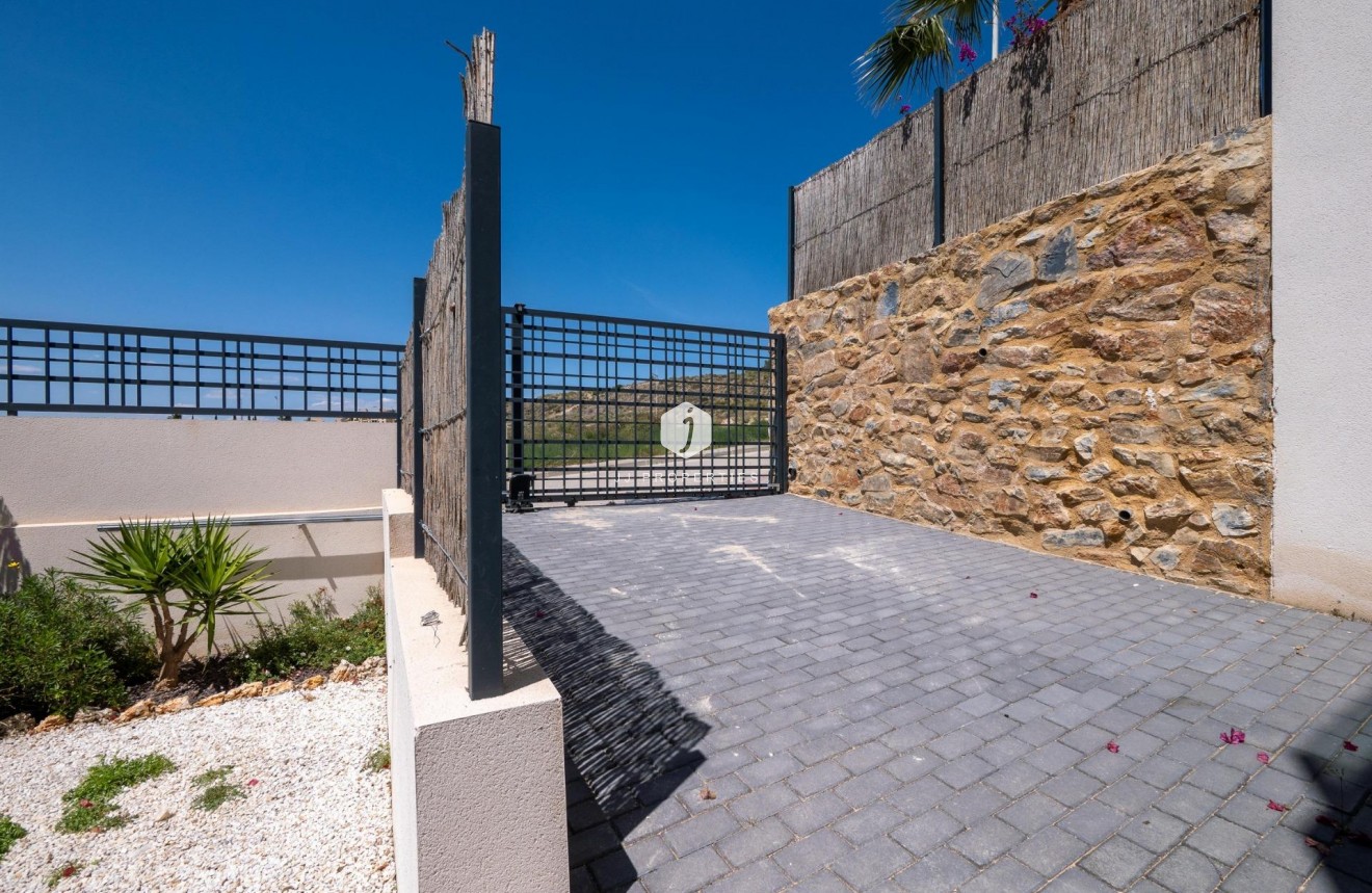 Obra nueva - Villa -
Algorfa - La finca golf