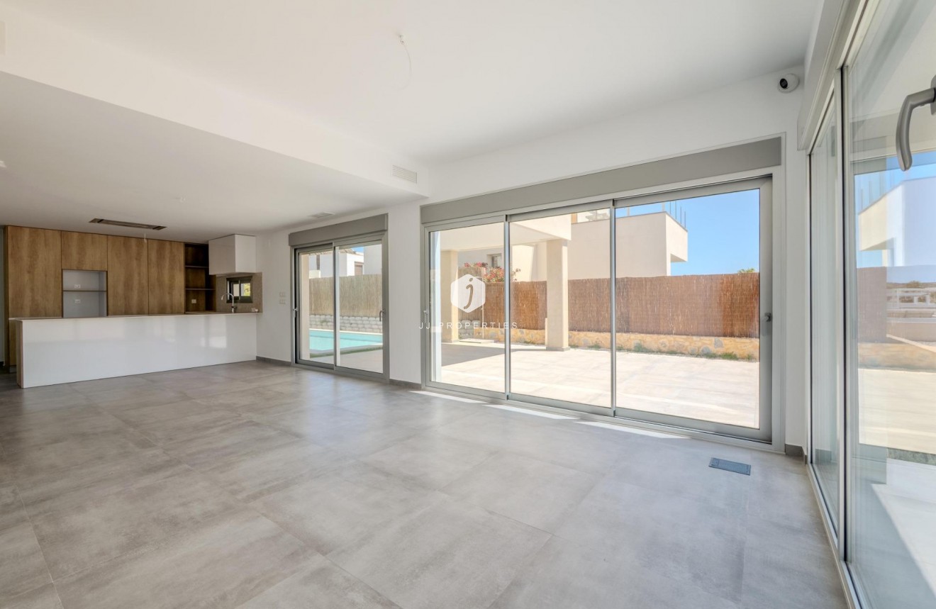 Obra nueva - Villa -
Algorfa - La finca golf