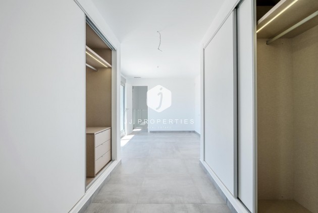 Obra nueva - Villa -
Algorfa - La finca golf