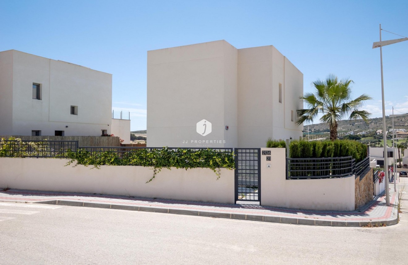 Obra nueva - Villa -
Algorfa - La finca golf