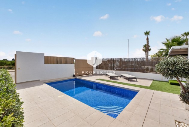 Resale - Chalet -
El Raso - Guardamar del Segura