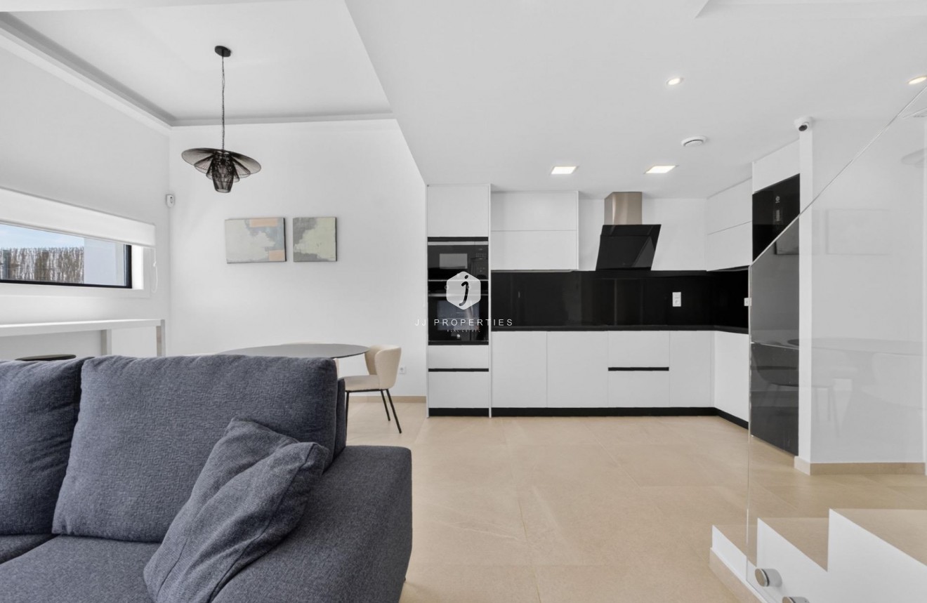 Resale - Chalet -
El Raso - Guardamar del Segura