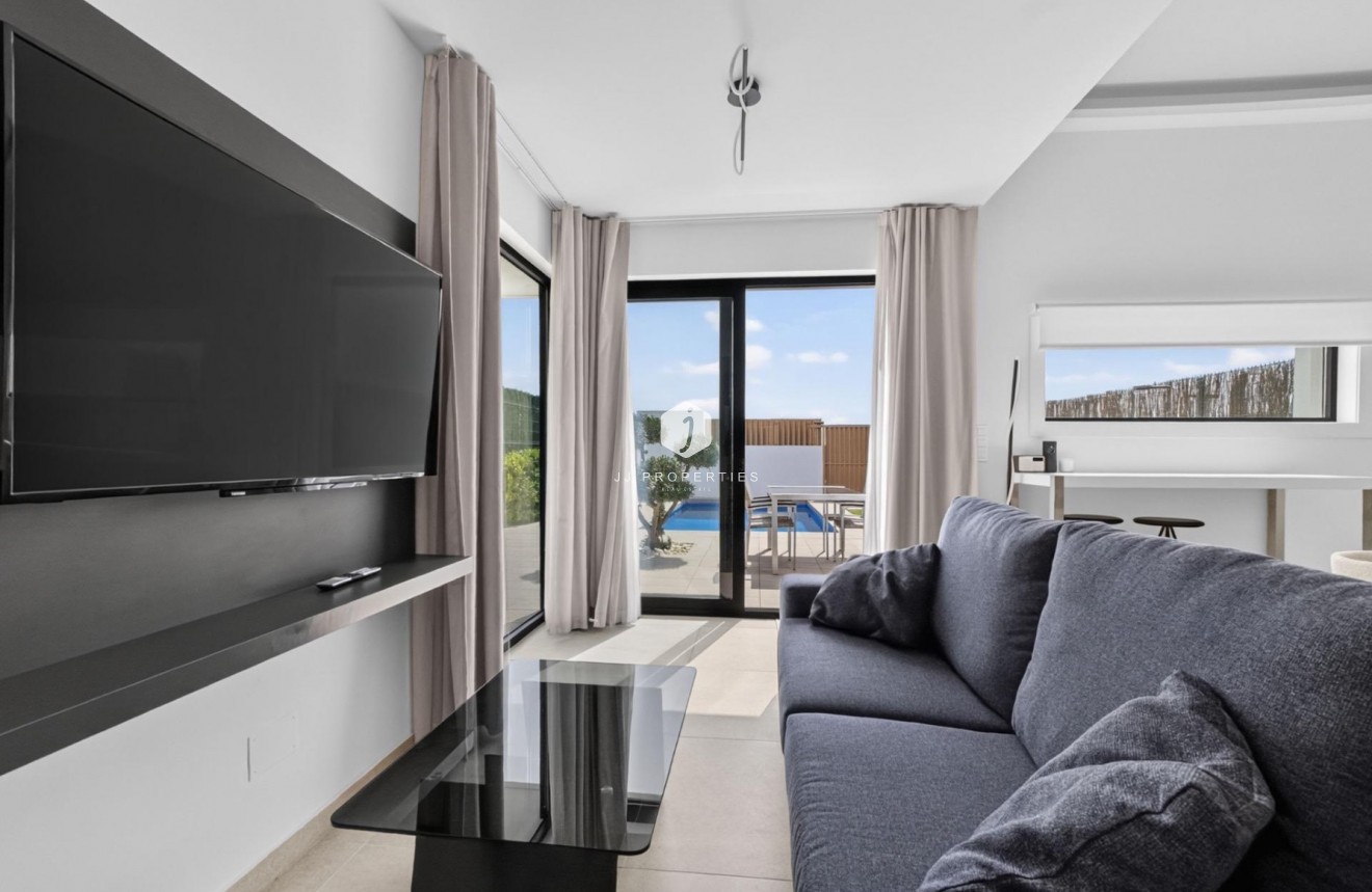 Resale - Chalet -
El Raso - Guardamar del Segura