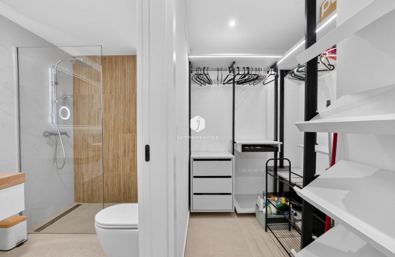 Resale - Chalet -
El Raso - Guardamar del Segura