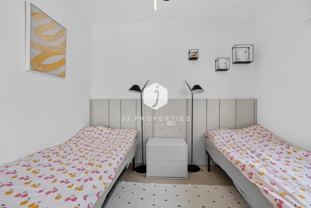Resale - Chalet -
El Raso - Guardamar del Segura