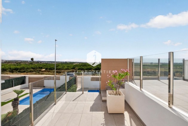 Resale - Chalet -
El Raso - Guardamar del Segura