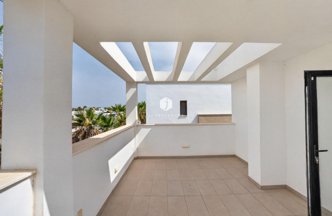 Resale - Chalet -
El Raso - Guardamar del Segura
