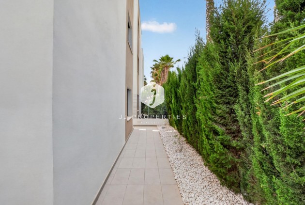 Resale - Chalet -
El Raso - Guardamar del Segura