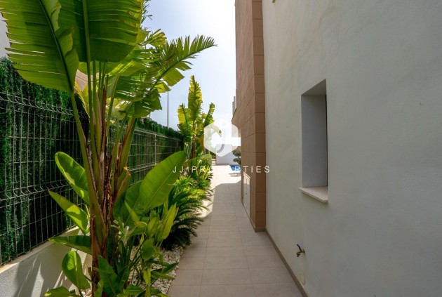 Resale - Chalet -
El Raso - Guardamar del Segura