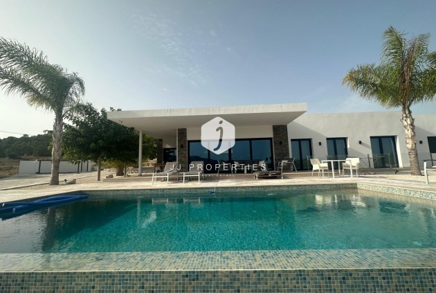 Obra nueva - Villa -
Pinoso - Casas Pastor
