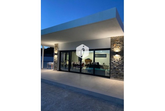 Obra nueva - Villa -
Pinoso - Casas Pastor