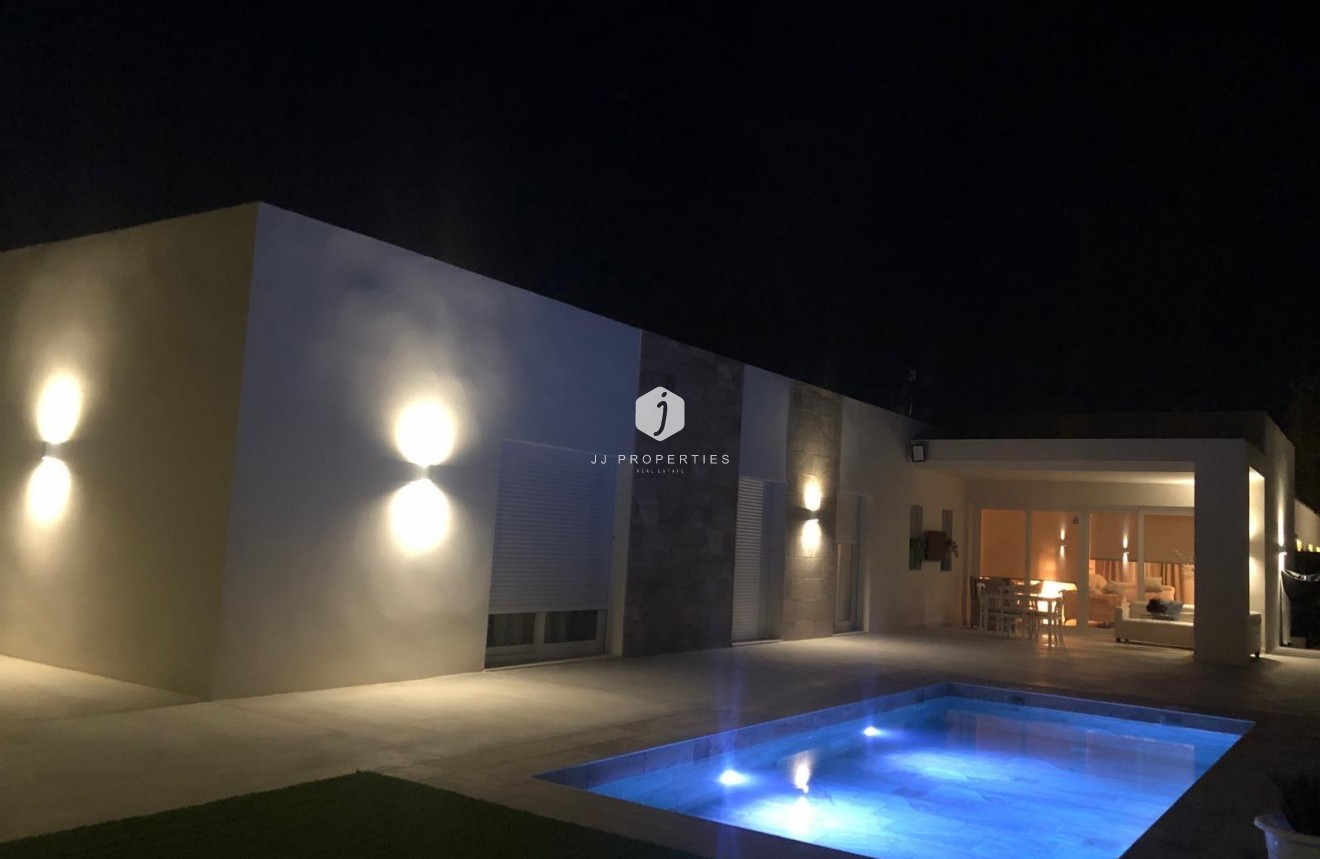 Neue Gebäude - Villa -
Pinoso - Casas Pastor
