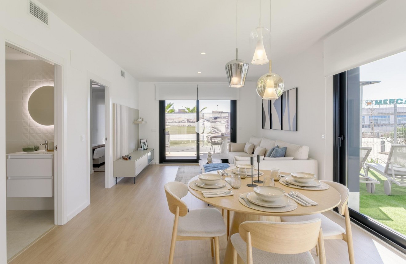 Obra nueva - Apartamento / piso -
Torrevieja - Torreblanca