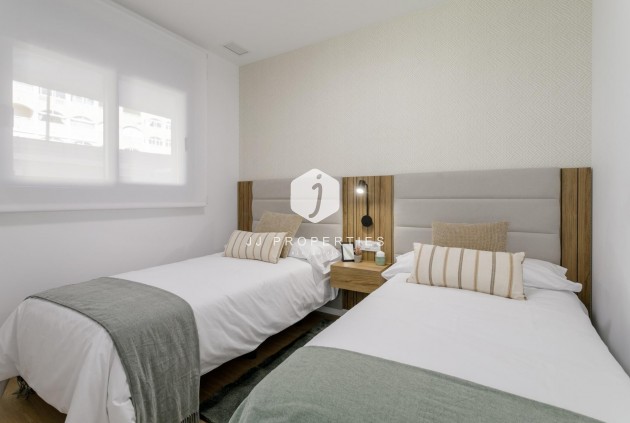 Obra nueva - Apartamento / piso -
Torrevieja - Torreblanca