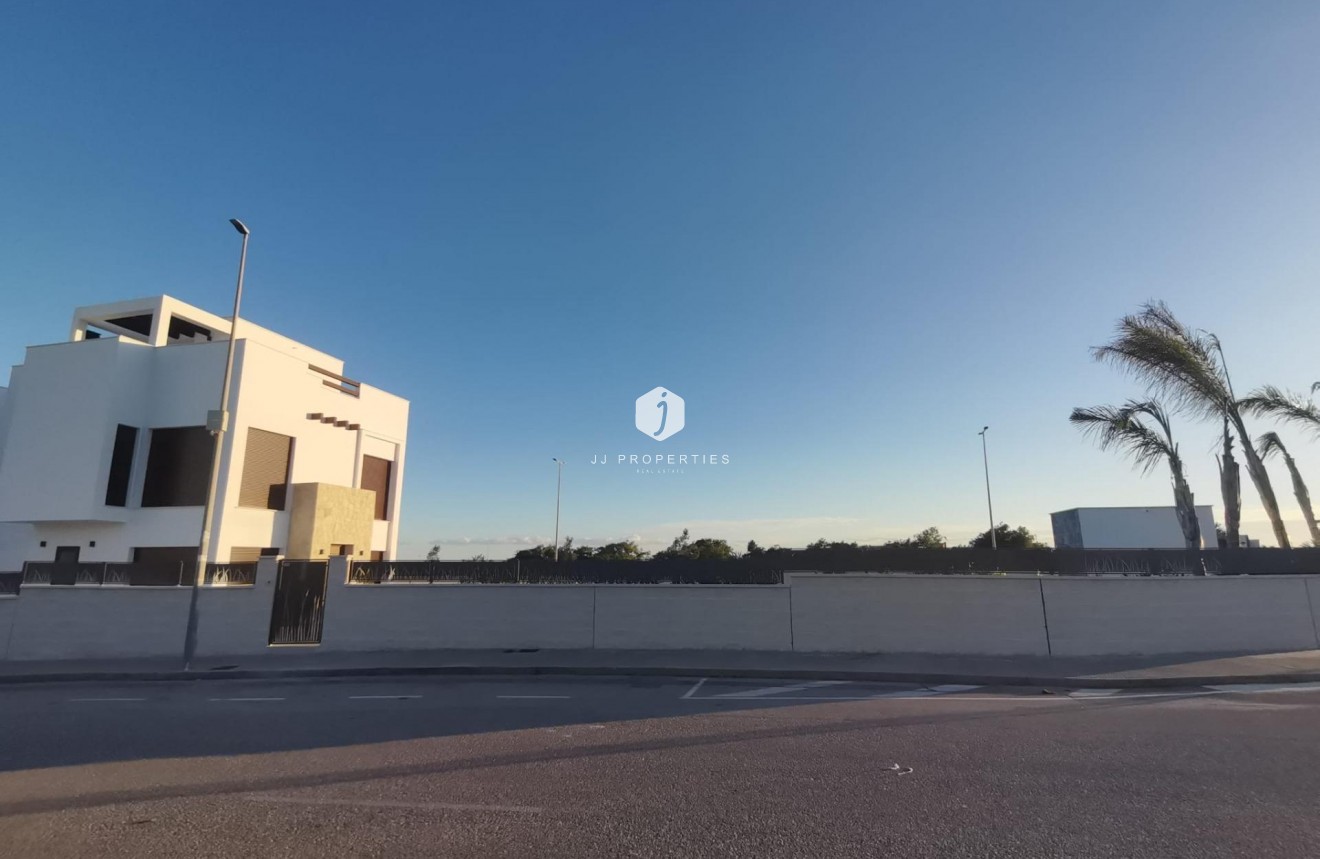 New Build - Villa -
Los Montesinos - La herrada