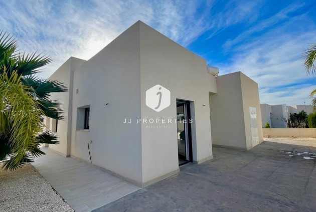 New Build - Villa -
Rafal - polideportivo