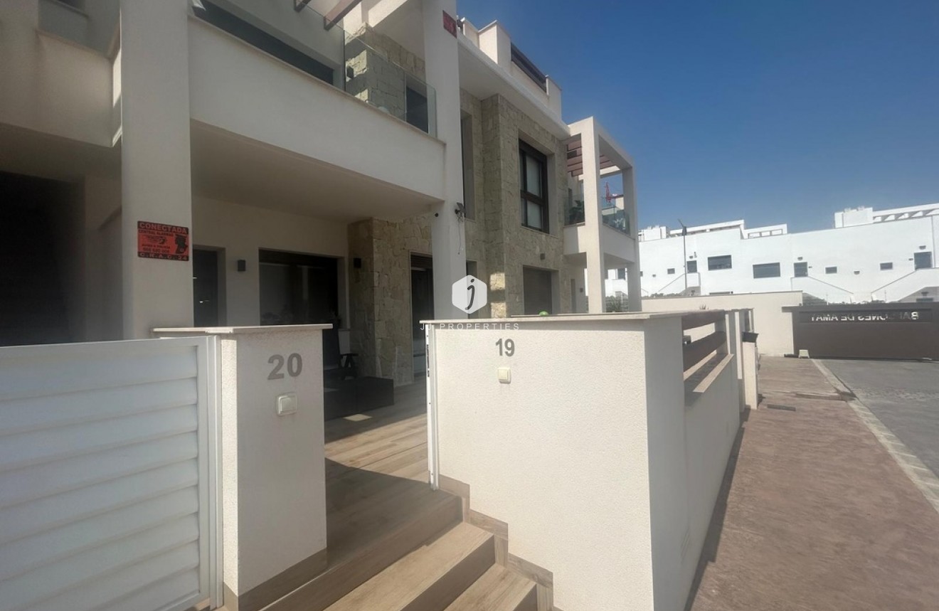 Tweedehands - Appartement / flat -
Los Balcones - AMAY Urbanisation