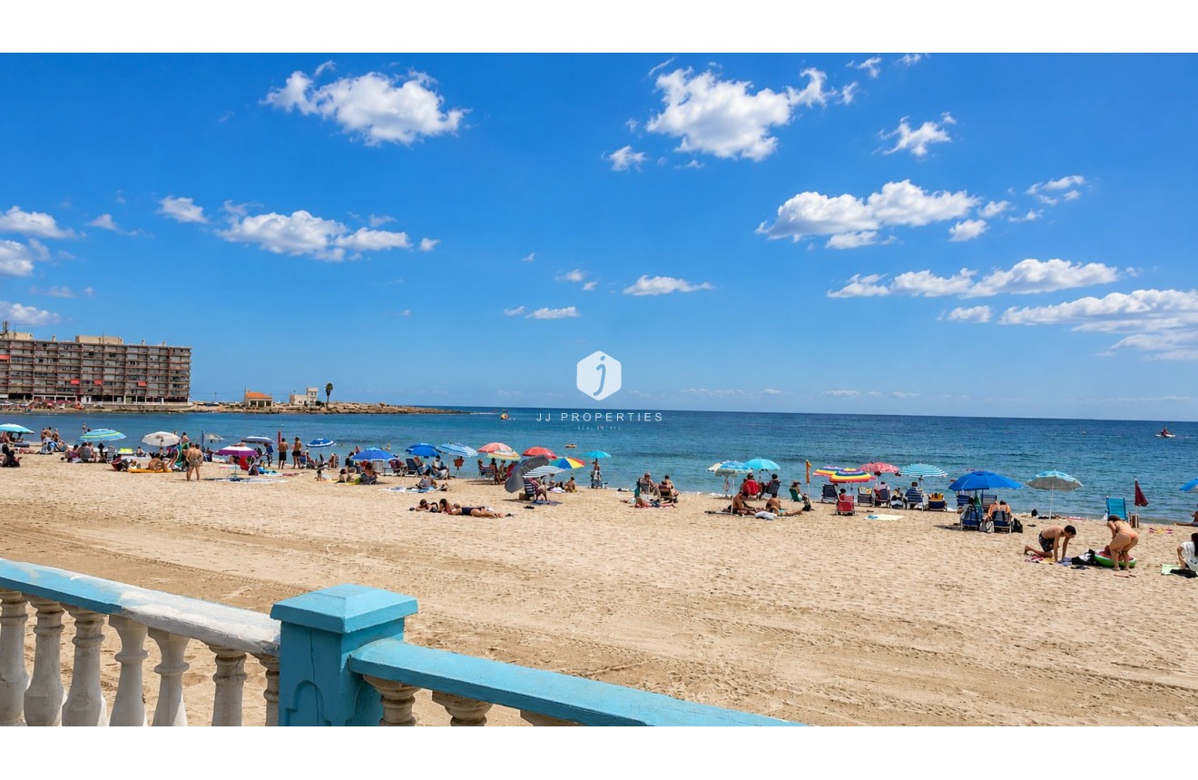 Tweedehands - Appartement / flat -
Torrevieja - Costa Blanca