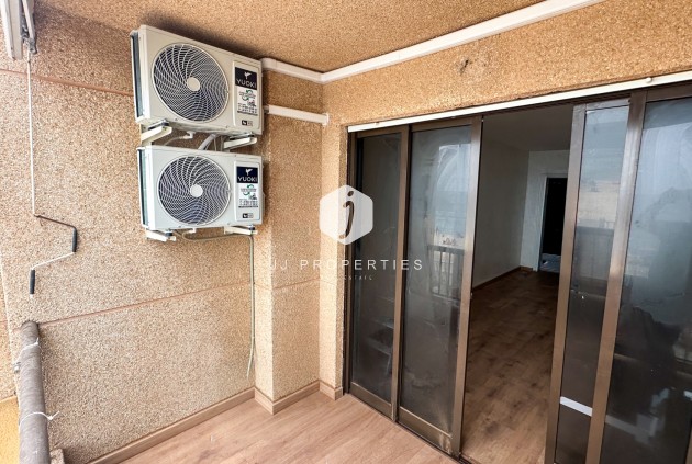Tweedehands - Appartement / flat -
Torrevieja - Costa Blanca