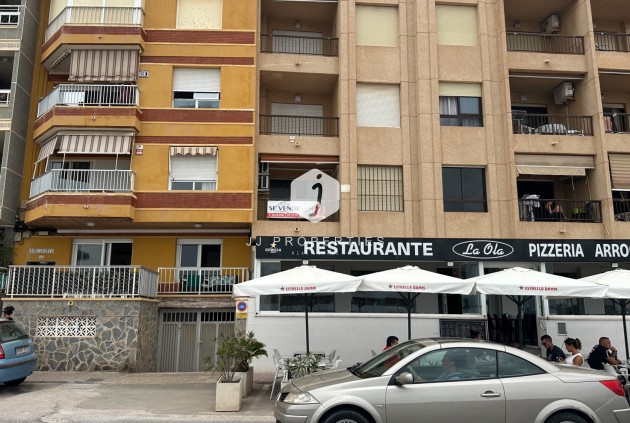 Tweedehands - Appartement / flat -
Torrevieja - Costa Blanca