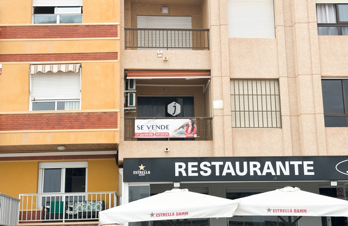 Tweedehands - Appartement / flat -
Torrevieja - Costa Blanca