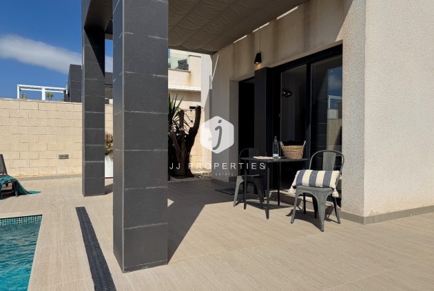 Tweedehands - Villa -
Ciudad Quesada - Costa Blanca