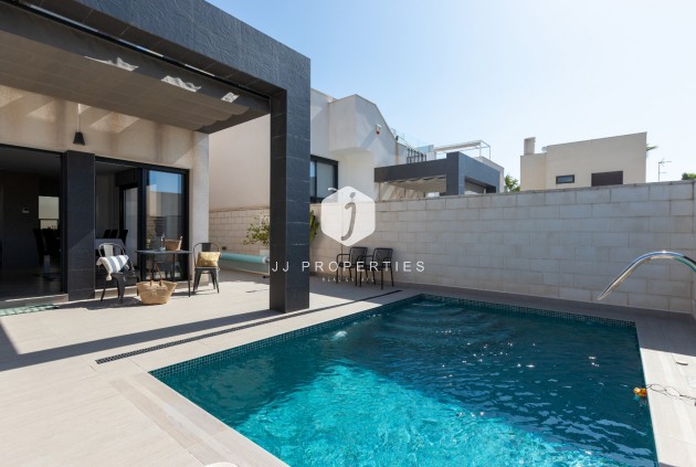 Tweedehands - Villa -
Ciudad Quesada - Costa Blanca