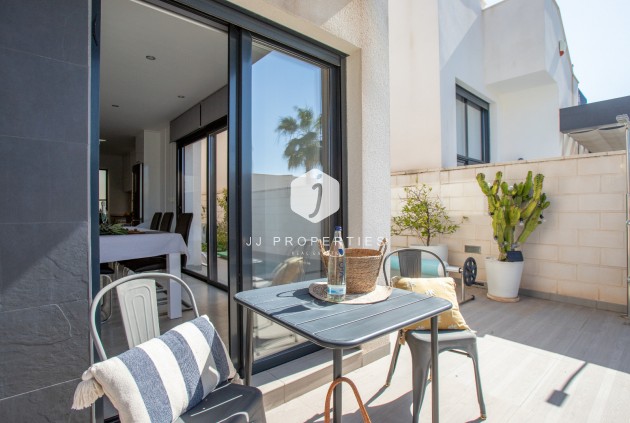 Tweedehands - Villa -
Ciudad Quesada - Costa Blanca