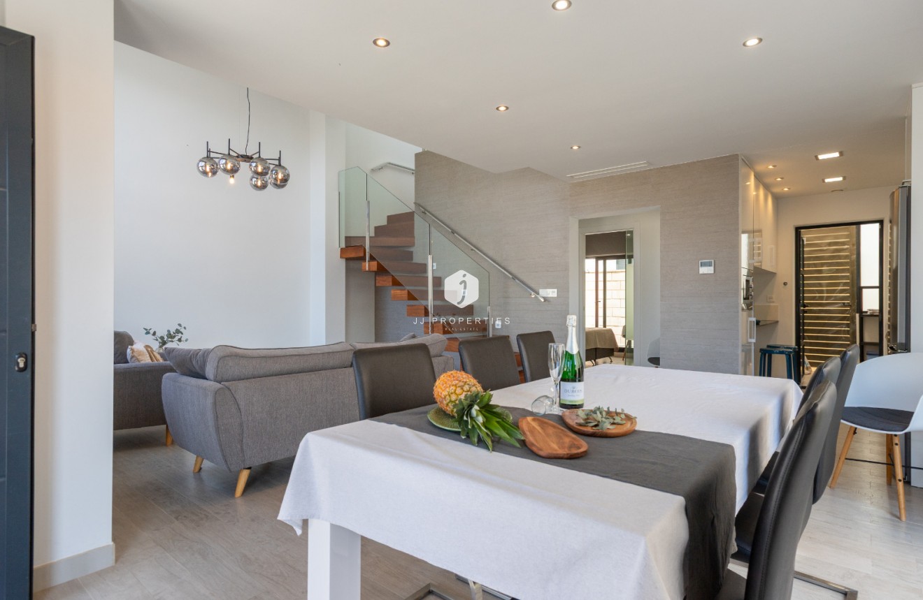 Tweedehands - Villa -
Ciudad Quesada - Costa Blanca