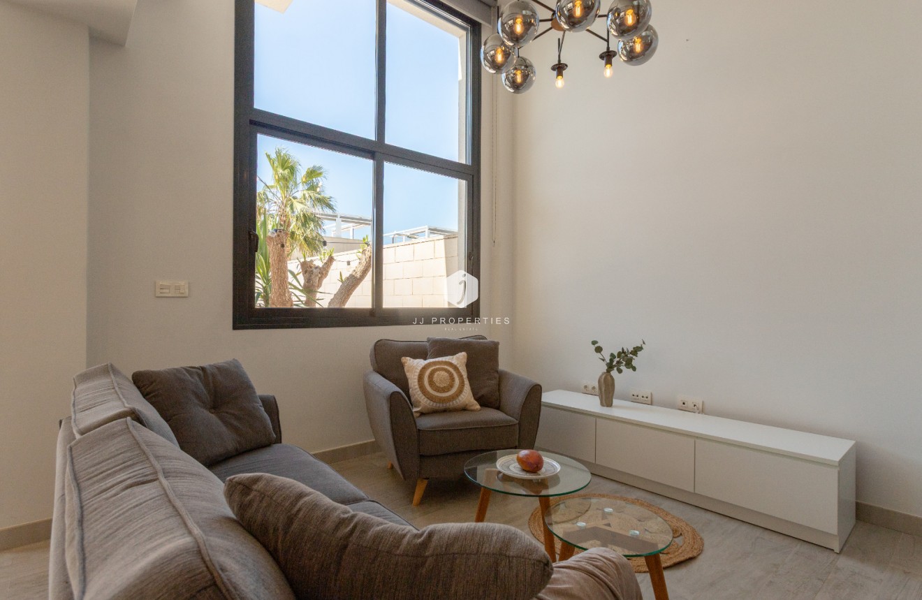 Tweedehands - Villa -
Ciudad Quesada - Costa Blanca