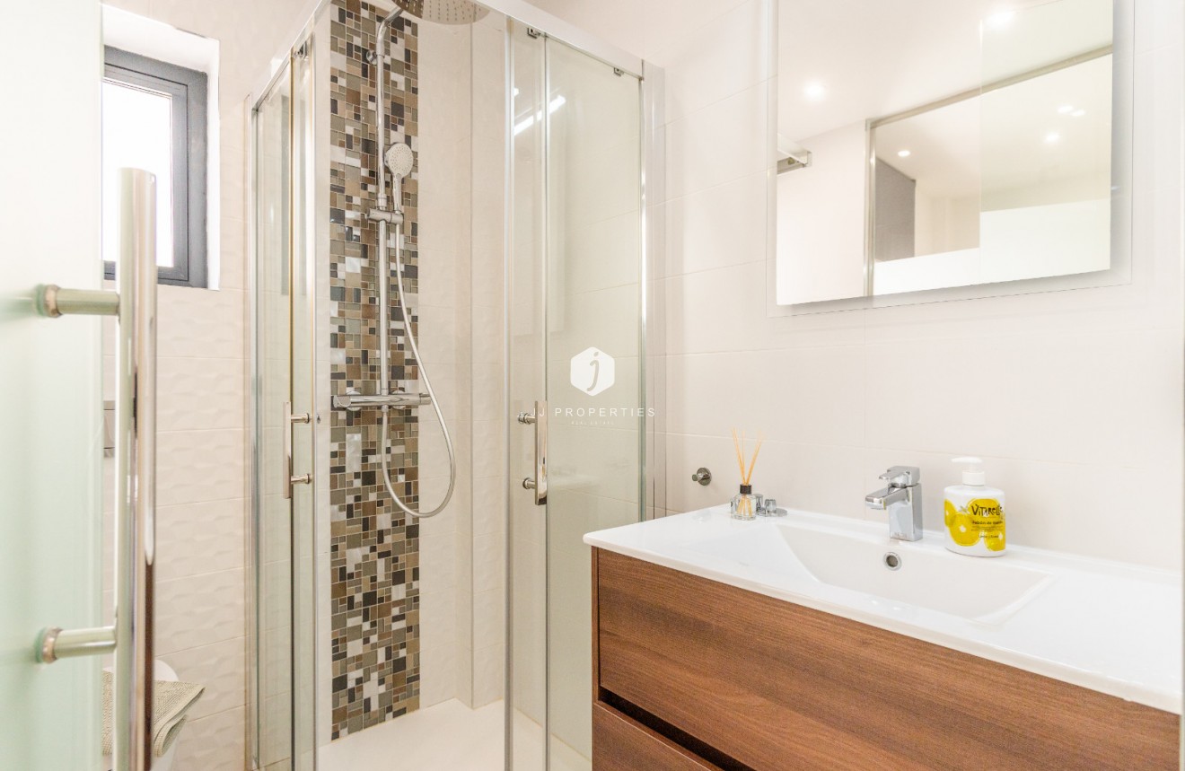 Tweedehands - Villa -
Ciudad Quesada - Costa Blanca