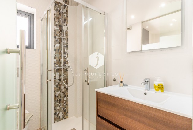 Tweedehands - Villa -
Ciudad Quesada - Costa Blanca