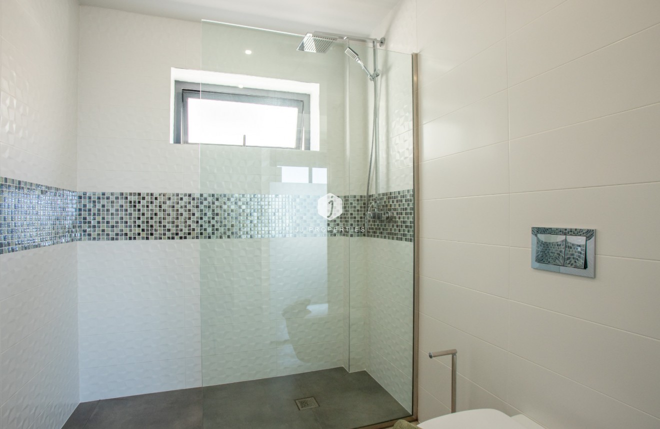 Tweedehands - Villa -
Ciudad Quesada - Costa Blanca