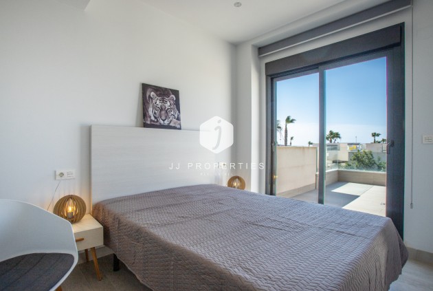 Tweedehands - Villa -
Ciudad Quesada - Costa Blanca
